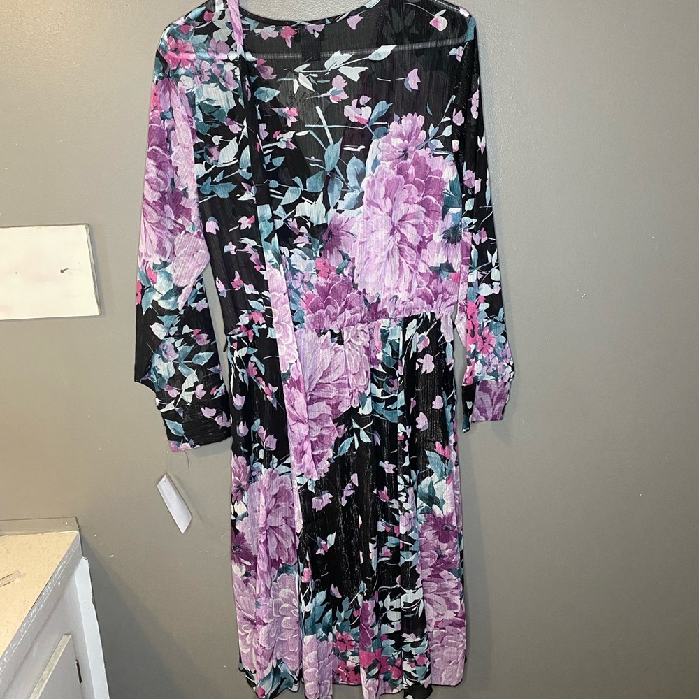 New with tags. Alexa B Nites floral dress